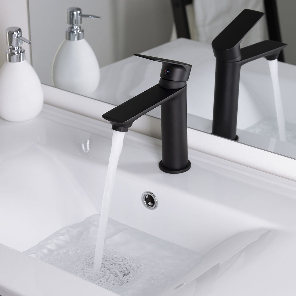 NYTIA robinet mitigeur lavabo noir avec jet ambiance claire design